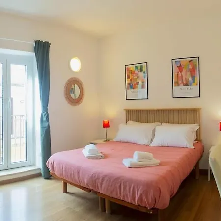 Apartment 4 Cantoni, Cosy In Monti District