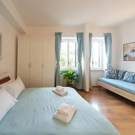 Apartment 4 Cantoni, Cosy In Monti District *