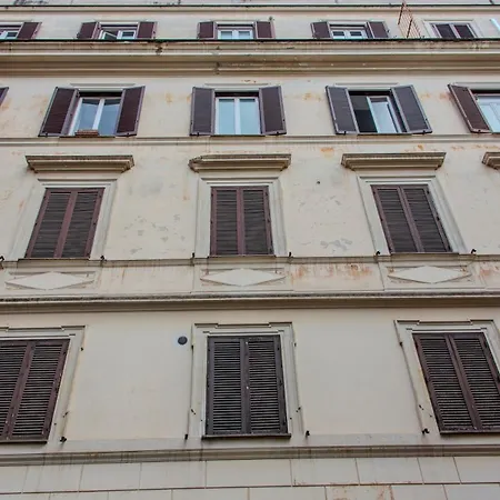 4 Cantoni, Cosy In Monti District