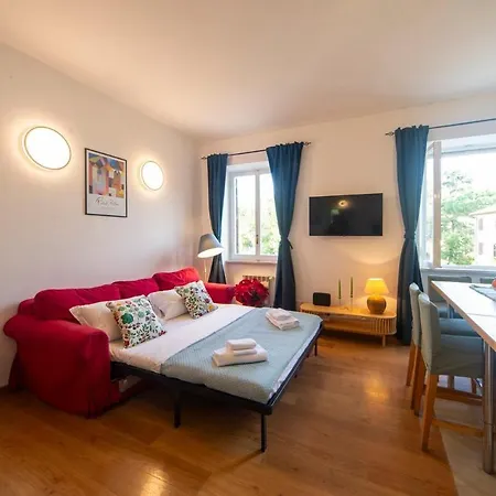 Apartment 4 Cantoni, Cosy In Monti District